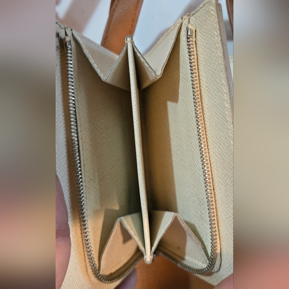 Louis Vuitton Epi Portefeiulle Joy Trifold Wallet converted to crossbody. AUTHEN - Picture 7 of 13